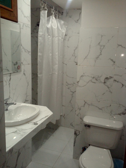 'Bathroom 1' 